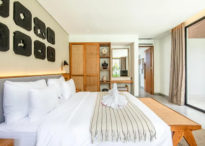 Brand New Luxury 5 Bedroom Villa 200M To Brawah Beach * 坎古