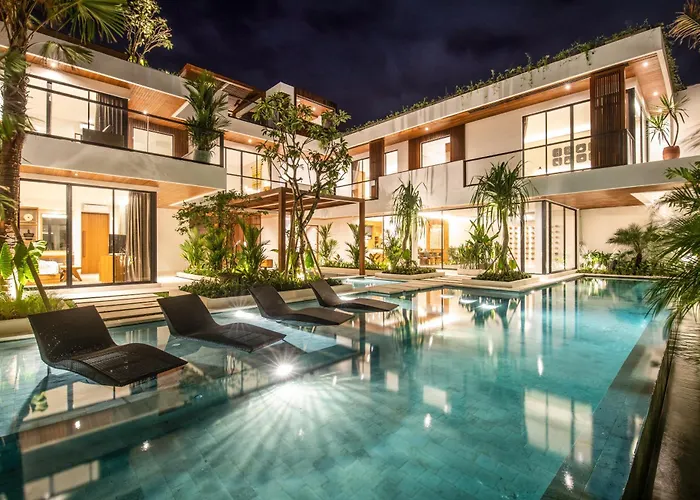 Brand New Luxury 5 Bedroom Villa 200M To Brawah Beach 别墅 坎古