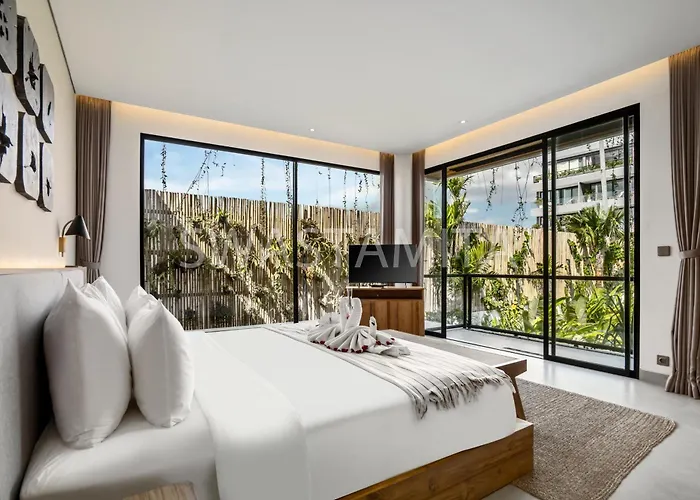 别墅 Brand New Luxury 5 Bedroom Villa 200M To Brawah Beach *