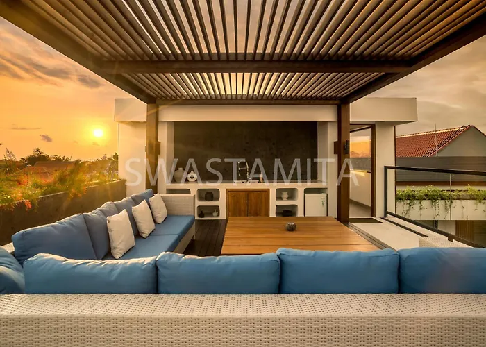 Brand New Luxury 5 Bedroom Villa 200M To Brawah Beach 别墅 坎古