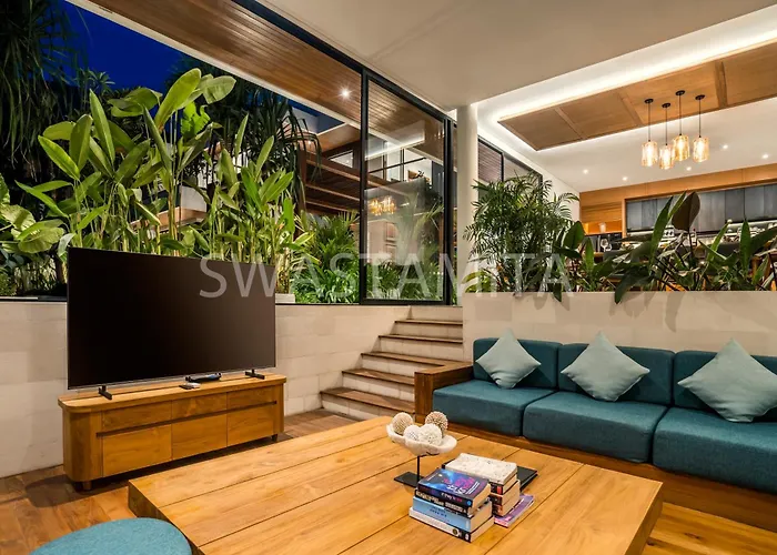 Brand New Luxury 5 Bedroom Villa 200M To Brawah Beach 别墅 坎古